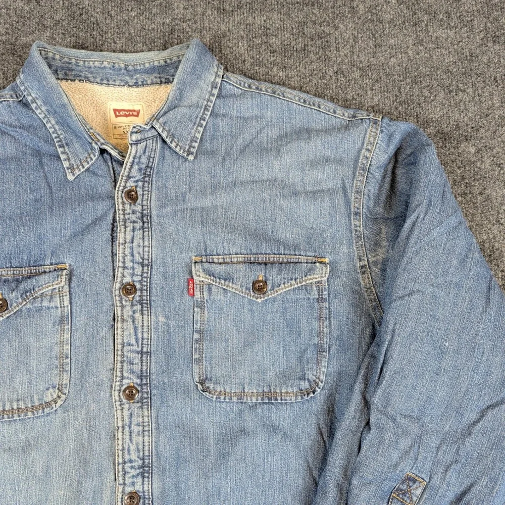 Levis Mens XXL Blue Denim Sherpa Lined Button Down Shirt Thrashed Distressed